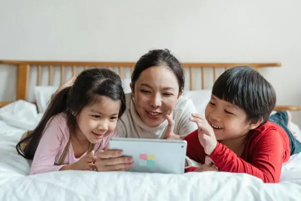 Digital Literacy for Kids: Smart Skills for a Digital World Parents and educators must collaborate to ensure that children have the tools they need to succeed in the digital age.