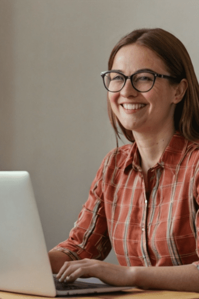 Take the Digital Detox Challenge: Disconnect to Reconnect Starting a digital detox challenge is a big step towards taking back your time and focus. To make it successful, planning is key. Begin by setting realistic goals that match what you want to achieve.