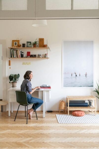 Ultimate 2025 Home Office Setup: 9 Essentials for Beginners Shelves: Utilise wall-mounted shelves to maximise space in your home office
